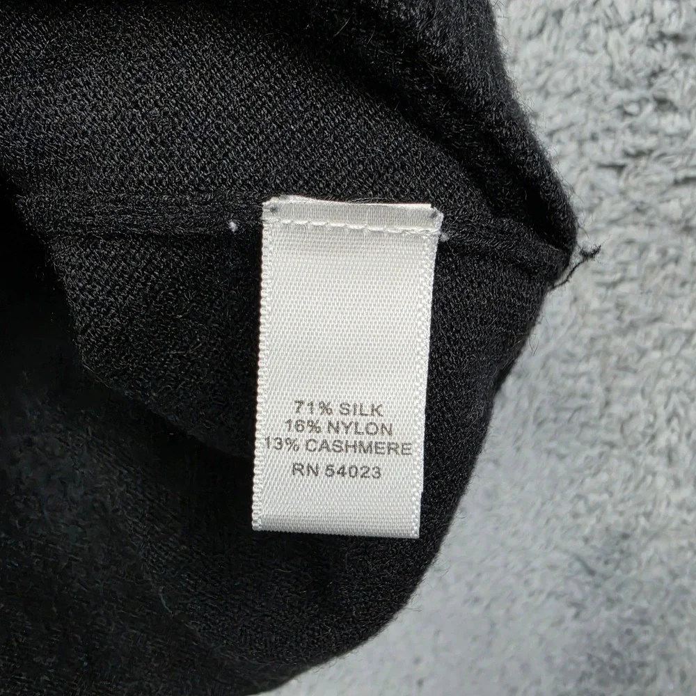 Banana Republic Cashmere Blend Sweater Mens L Black Silk V-Neck Fine Knit Solid